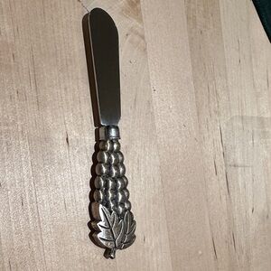 Stainless steel Corn Design spread Knife